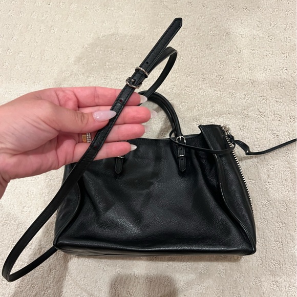 Balenciaga Papier Mini A4 Zip Around Tote - Picture 5 of 16